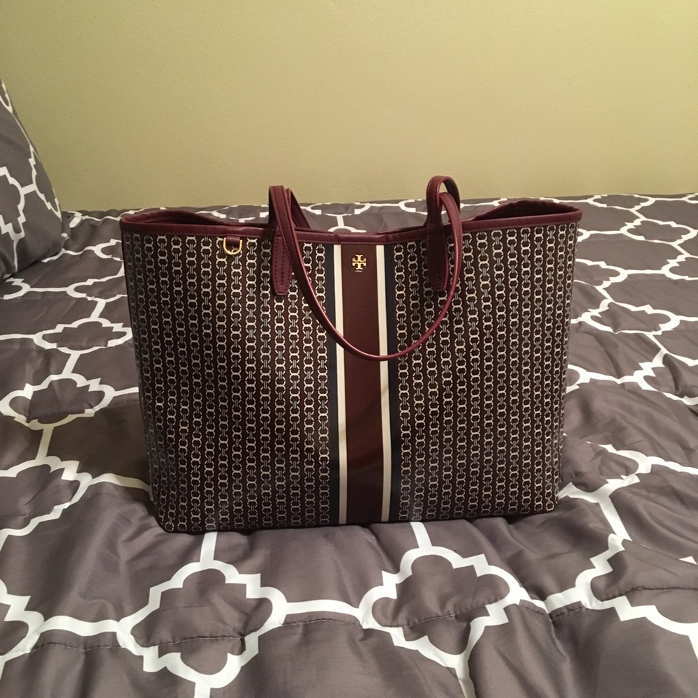 Tory Burch purse